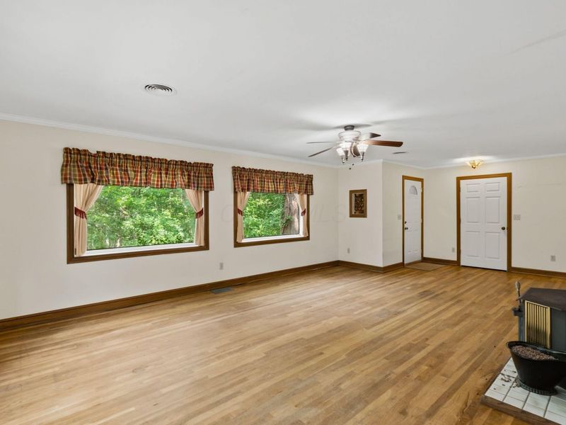 5774 London Groveport Road, Orient, OH 43146 Photo 9
