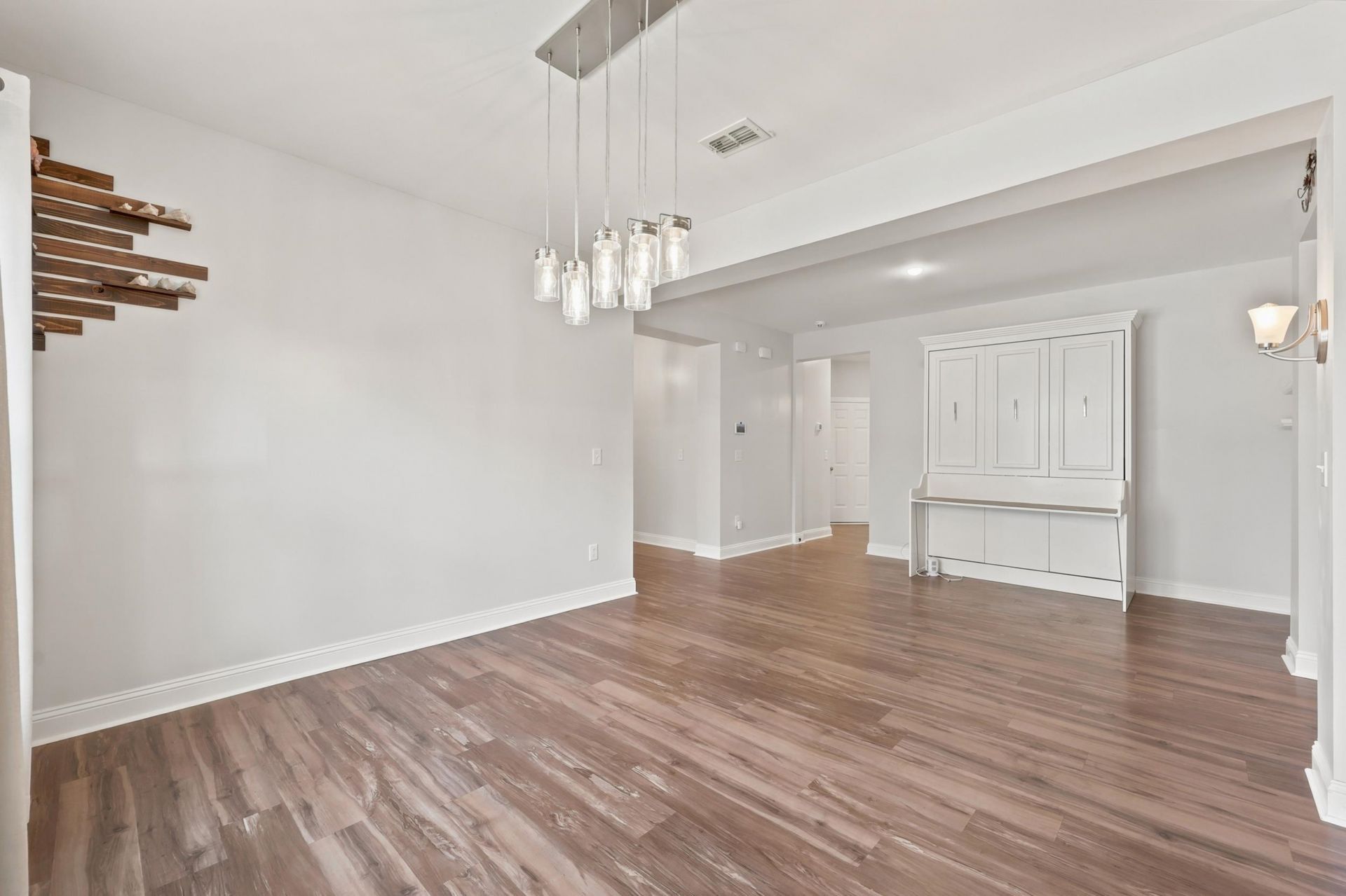 564 Hickman St. Photo 22