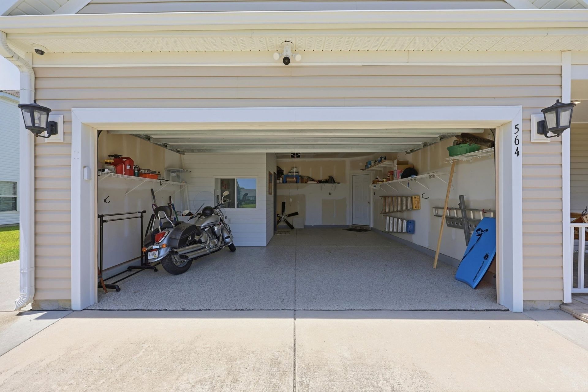 564 Hickman St. Photo 9