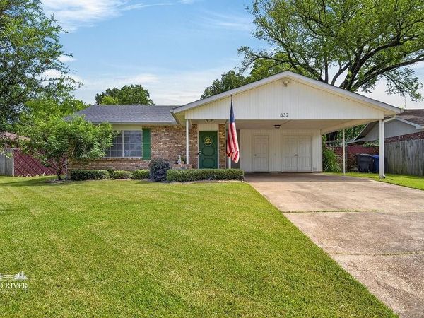 632 Pelican Place , Shreveport, LA 71105