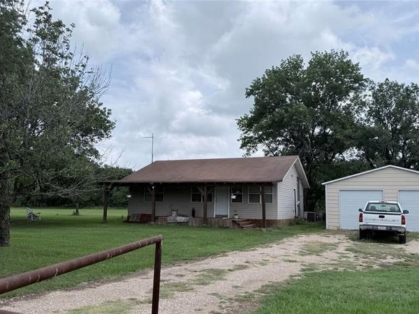 232 Railroad Drive , Mabank, TX 75147
