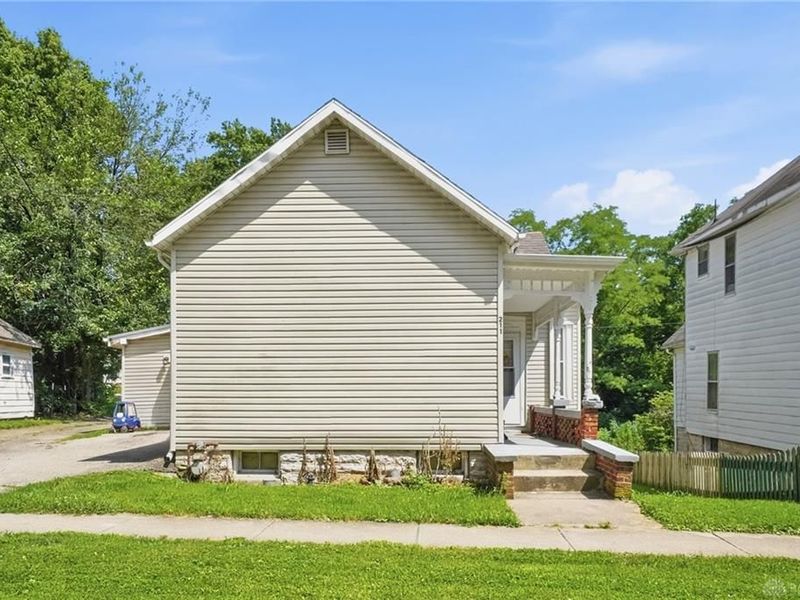 211 Cincinnati Avenue, Xenia, OH 45385 Photo 3