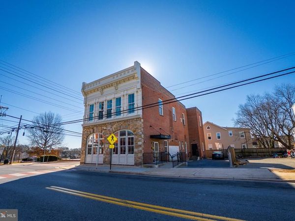 900 MONTGOMERY STREET , LAUREL, MD 20707
