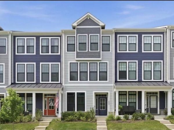 4252 FROST STREET, MARSHALL, VA 20115