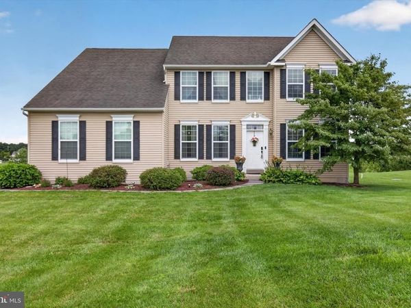 439 BUTTONWOOD LANE, OXFORD, PA 19363