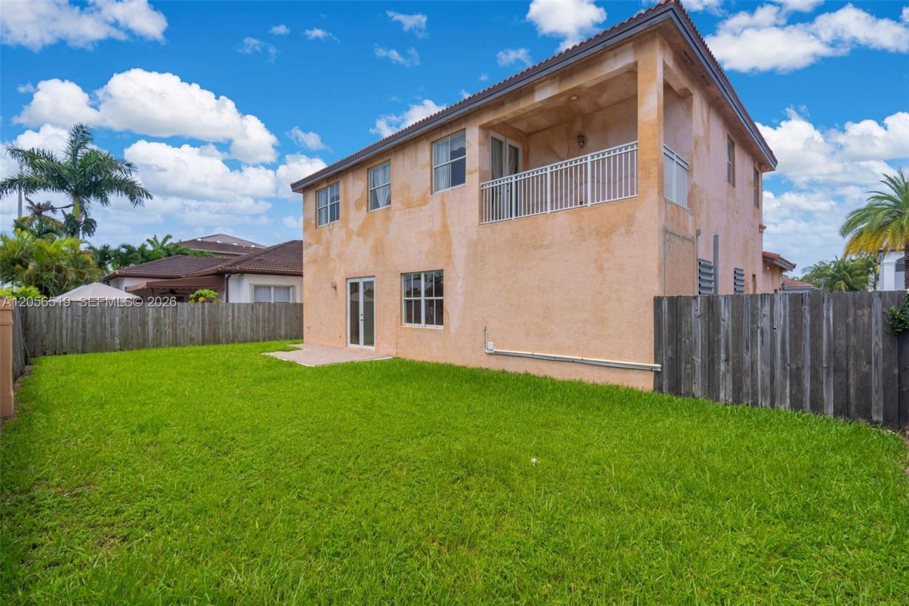 18031 NW 87th Ct, Hialeah, FL 33018 Photo