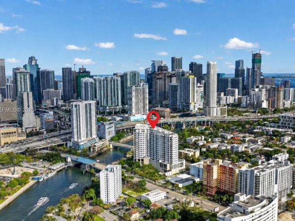 10 SW South River Dr , Unit 708, Miami, FL 33130