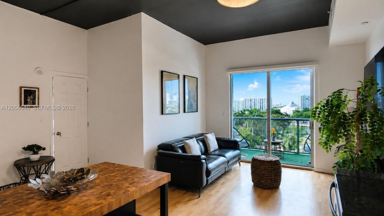 10 SW South River Dr, Unit 708, Miami, FL 33130 Photo