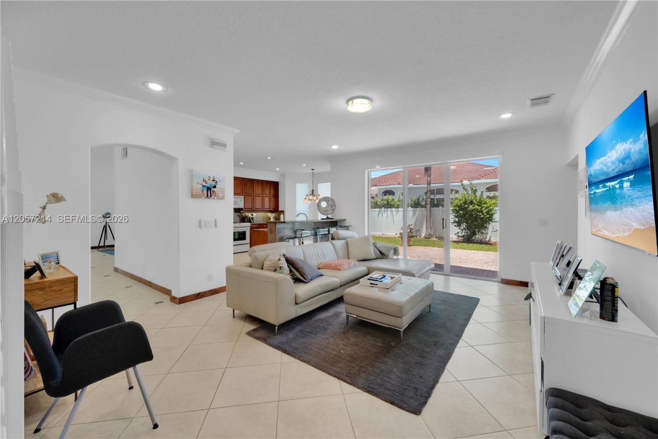 5340 SW 33rd Ter , Hollywood, FL 33312 Photo