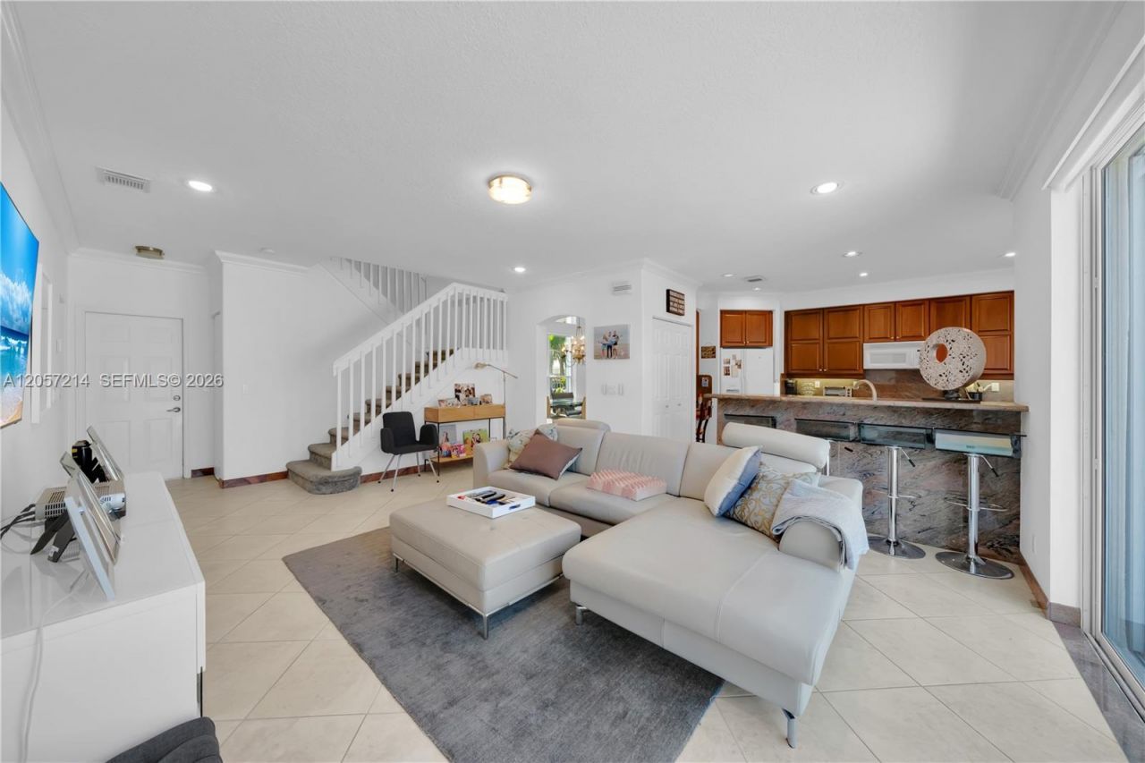 5340 SW 33rd Ter , Hollywood, FL 33312 Photo