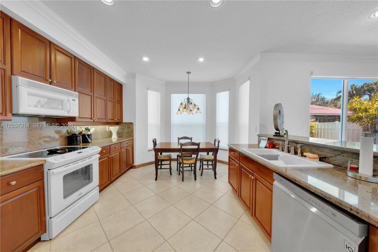 5340 SW 33rd Ter , Hollywood, FL 33312 Photo