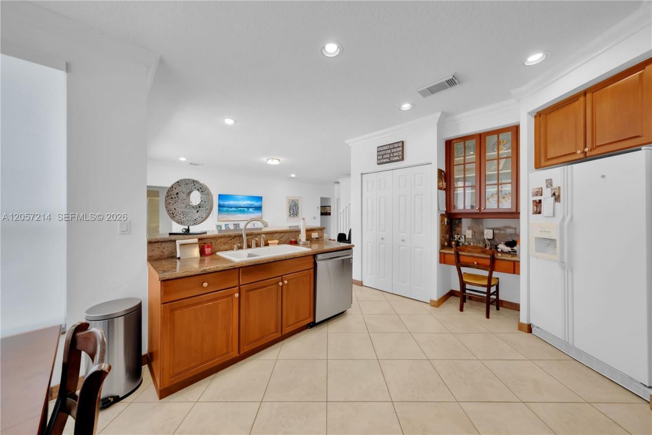 5340 SW 33rd Ter , Hollywood, FL 33312 Photo