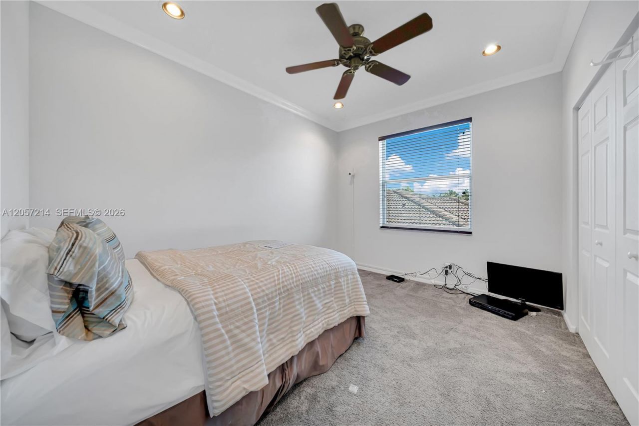 5340 SW 33rd Ter , Hollywood, FL 33312 Photo