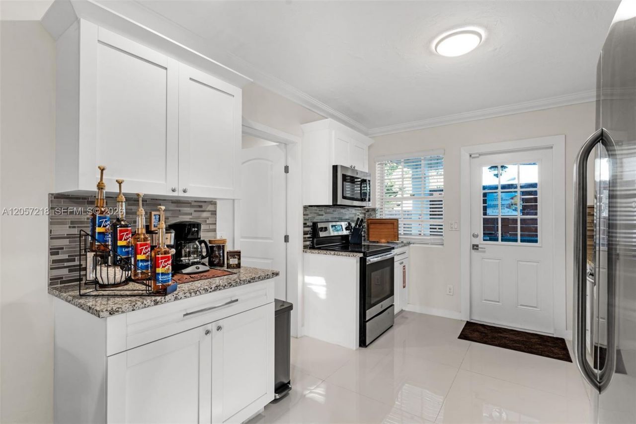 1075 NE 12 Ave, Unit 1075, Homestead, FL 33030 Photo