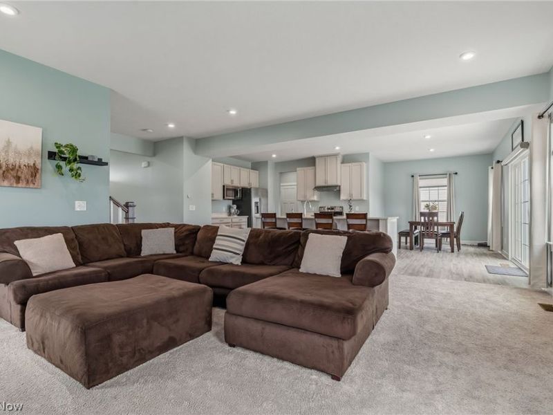 7906 Cobbler Avenue NE, Canton, OH 44721 Photo 10