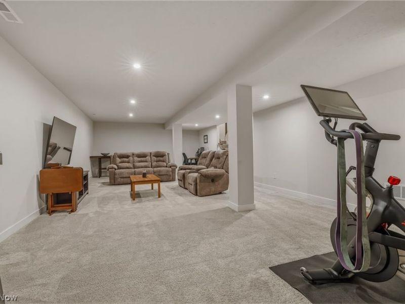 7906 Cobbler Avenue NE, Canton, OH 44721 Photo 28