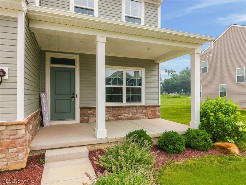 7906 Cobbler Avenue NE, Canton, OH 44721 Photo 3
