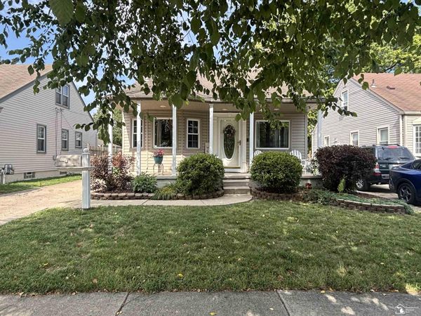 13506 Longtin Street, Southgate, MI 48195