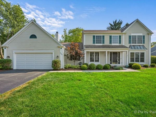725 Pimlico Parkway , Sleepy Hollow, IL 60118