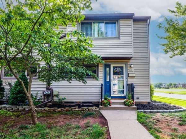 496 Brookside Ln, Hillsborough, NJ 08844