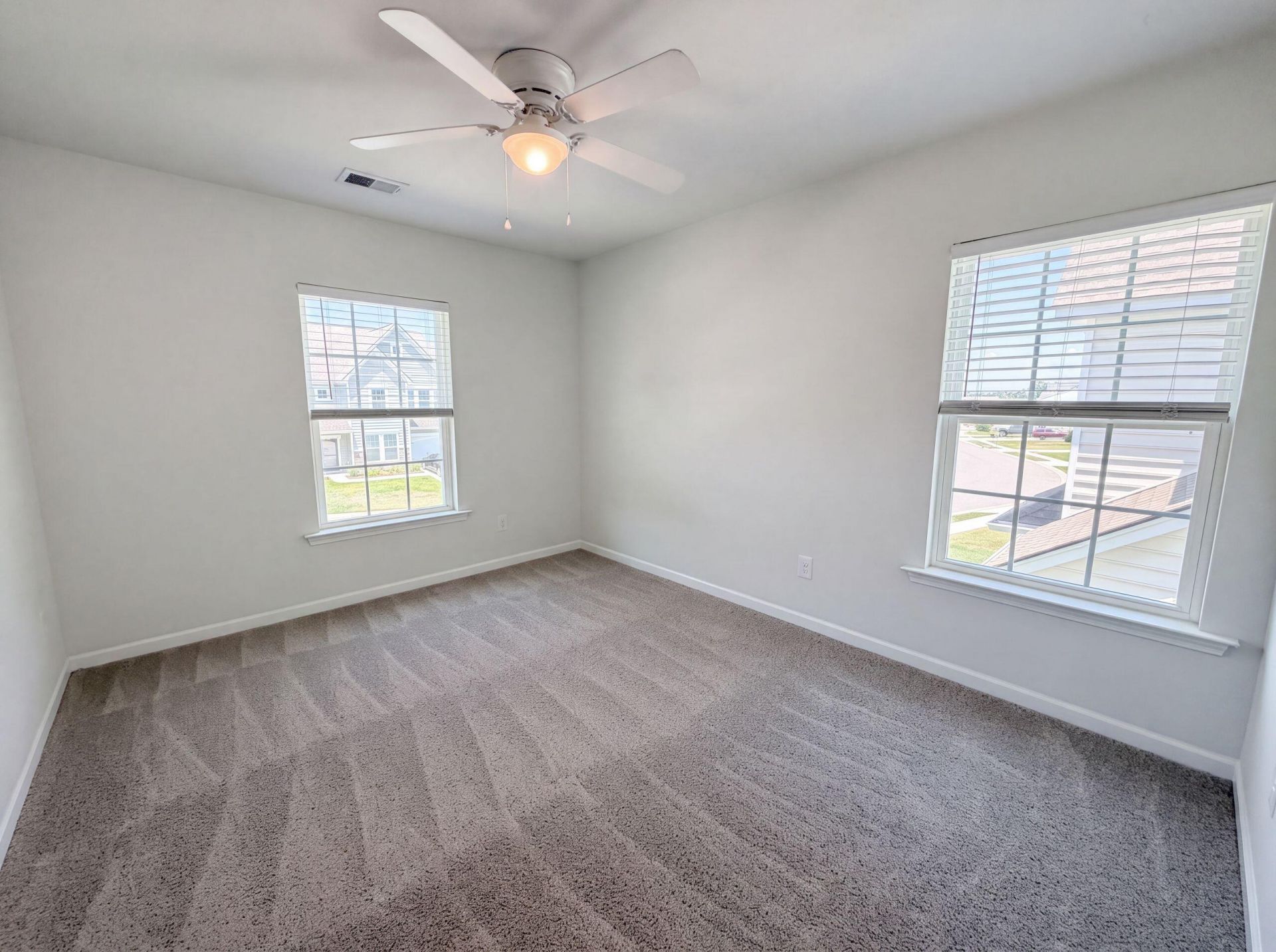 1010 Mossy Rock Drive Photo 10