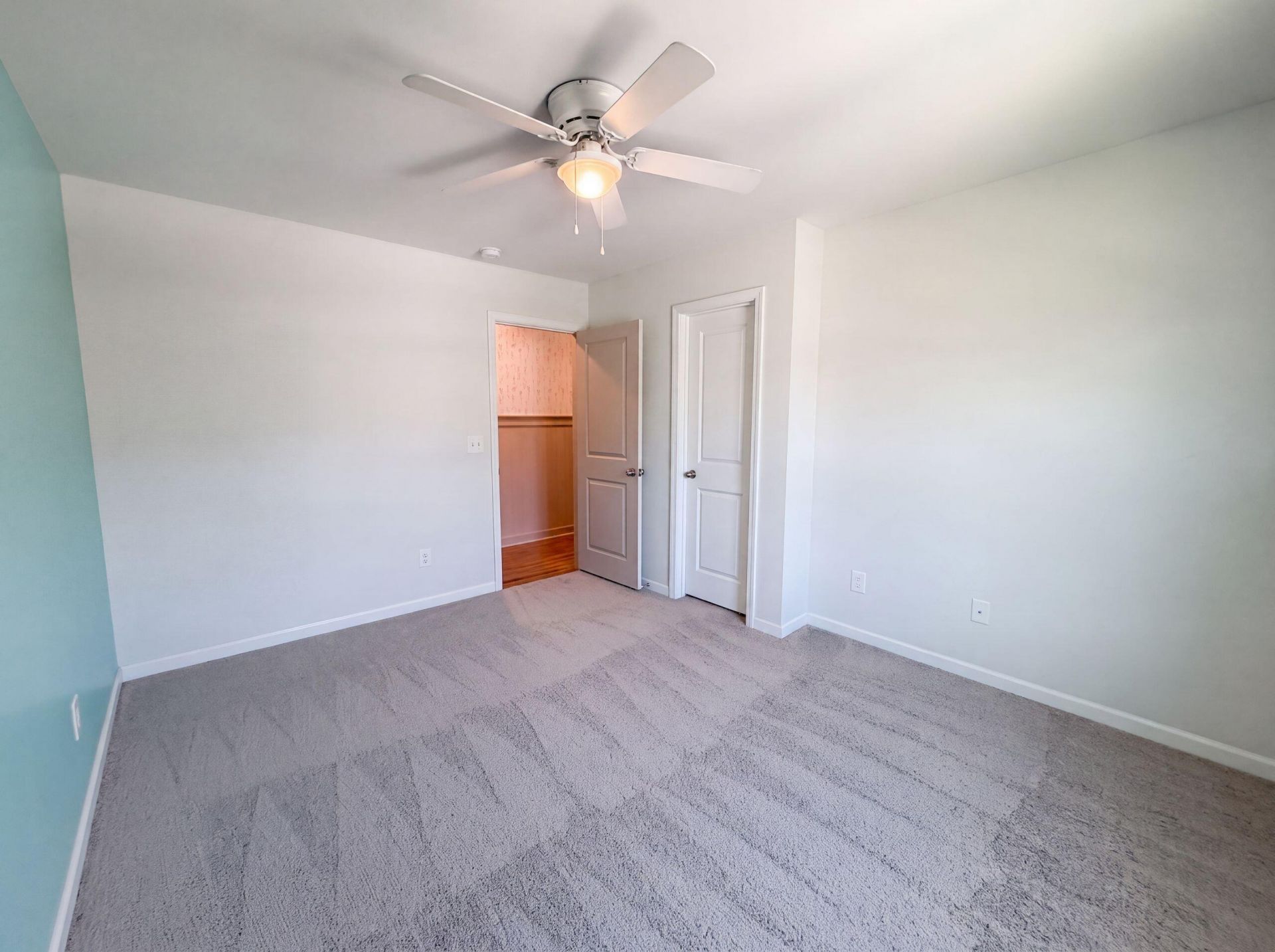 1010 Mossy Rock Drive Photo 13