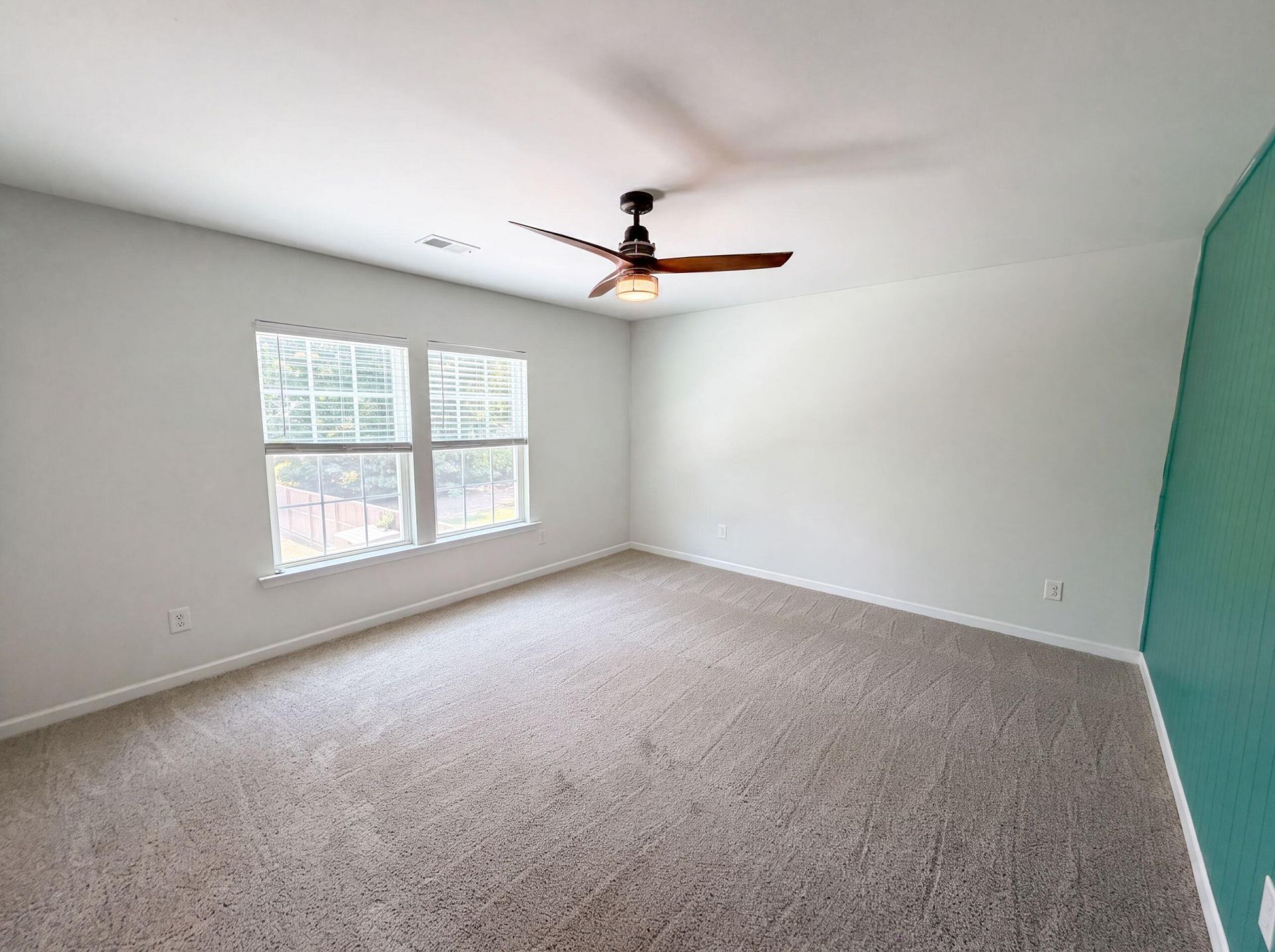1010 Mossy Rock Drive Photo 5