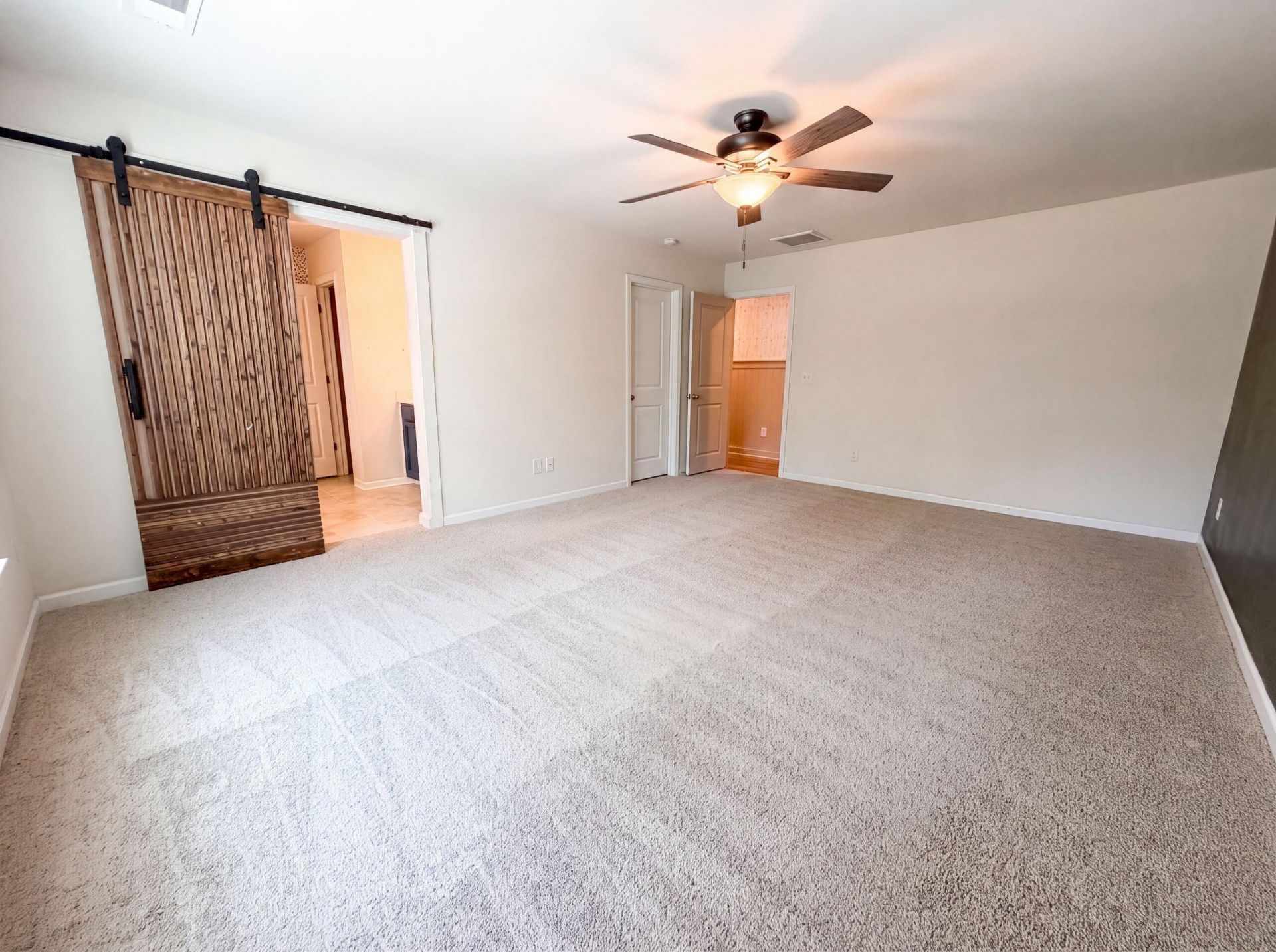 1010 Mossy Rock Drive Photo 8