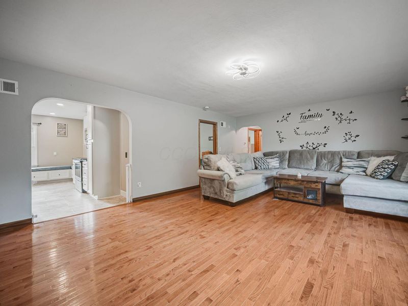 170 Amity Road, Galloway, OH 43119 Photo 2