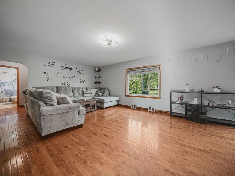 170 Amity Road, Galloway, OH 43119 Photo 4