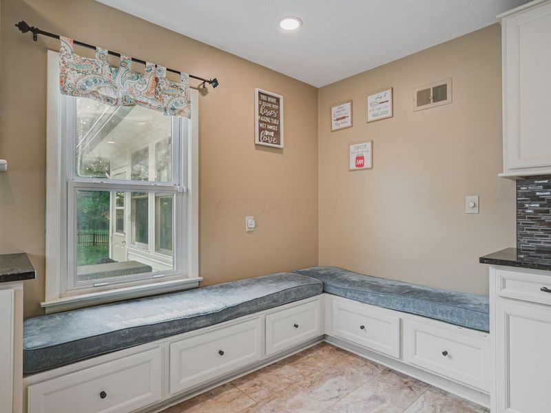 170 Amity Road, Galloway, OH 43119 Photo 9