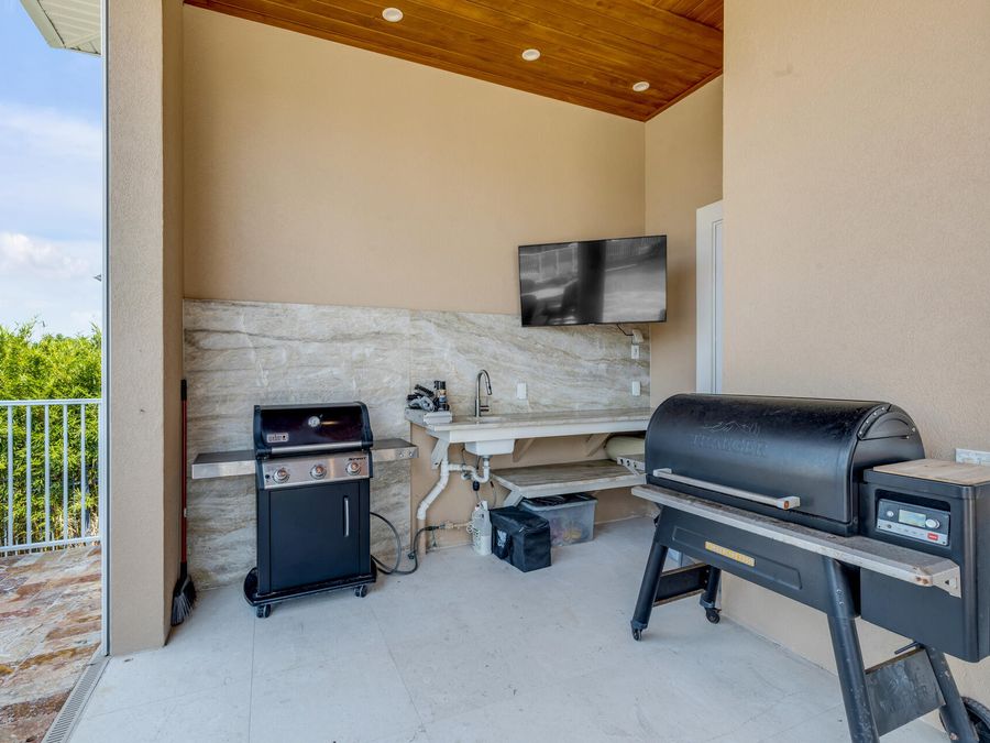 Property Image 106