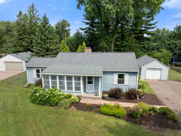 891 Edgewater Avenue, Shoreview, MN 55126