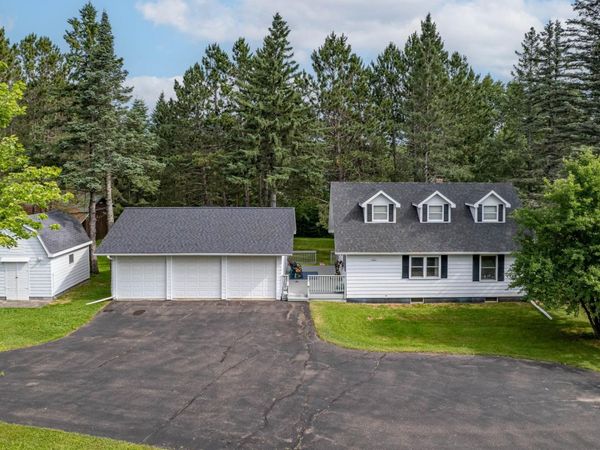 27 Maple Drive , Esko, MN 55733