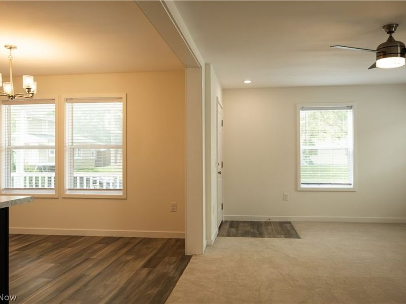 160 E Channel Street, Newark, OH 43055 Photo 14