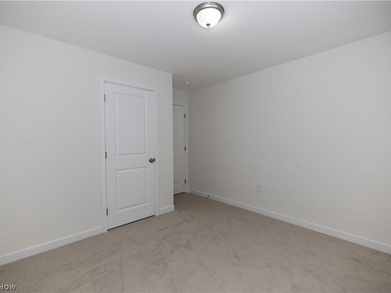 160 E Channel Street, Newark, OH 43055 Photo 16