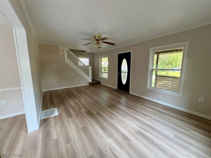 605 Sackett Avenue , Cuyahoga Falls, OH 44221 Photo 3