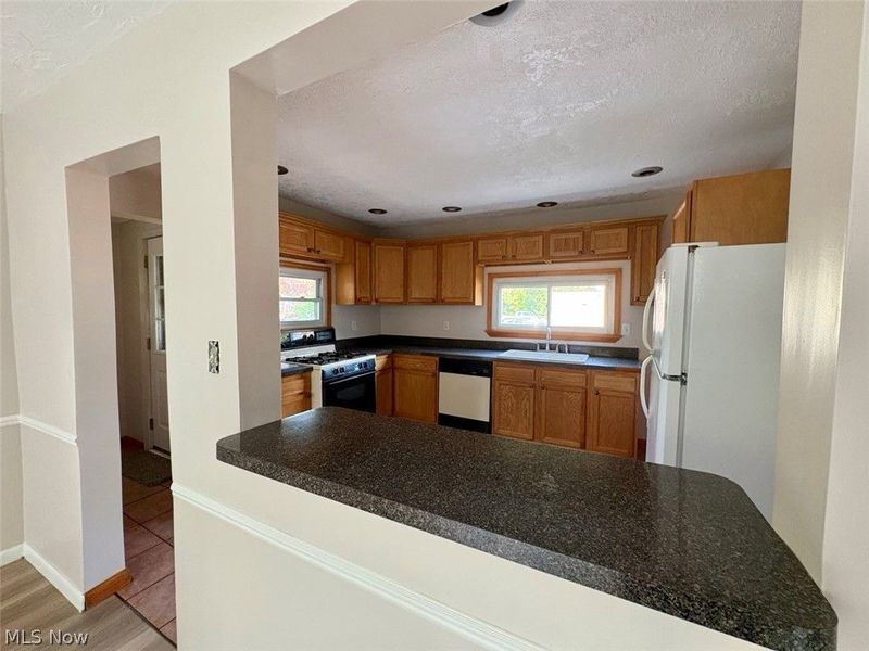605 Sackett Avenue , Cuyahoga Falls, OH 44221 Photo 5