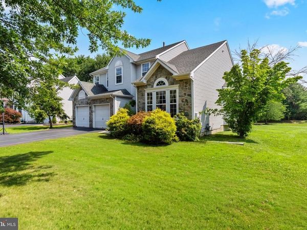 17 MARJORIE WAY, HAMILTON, NJ 08690