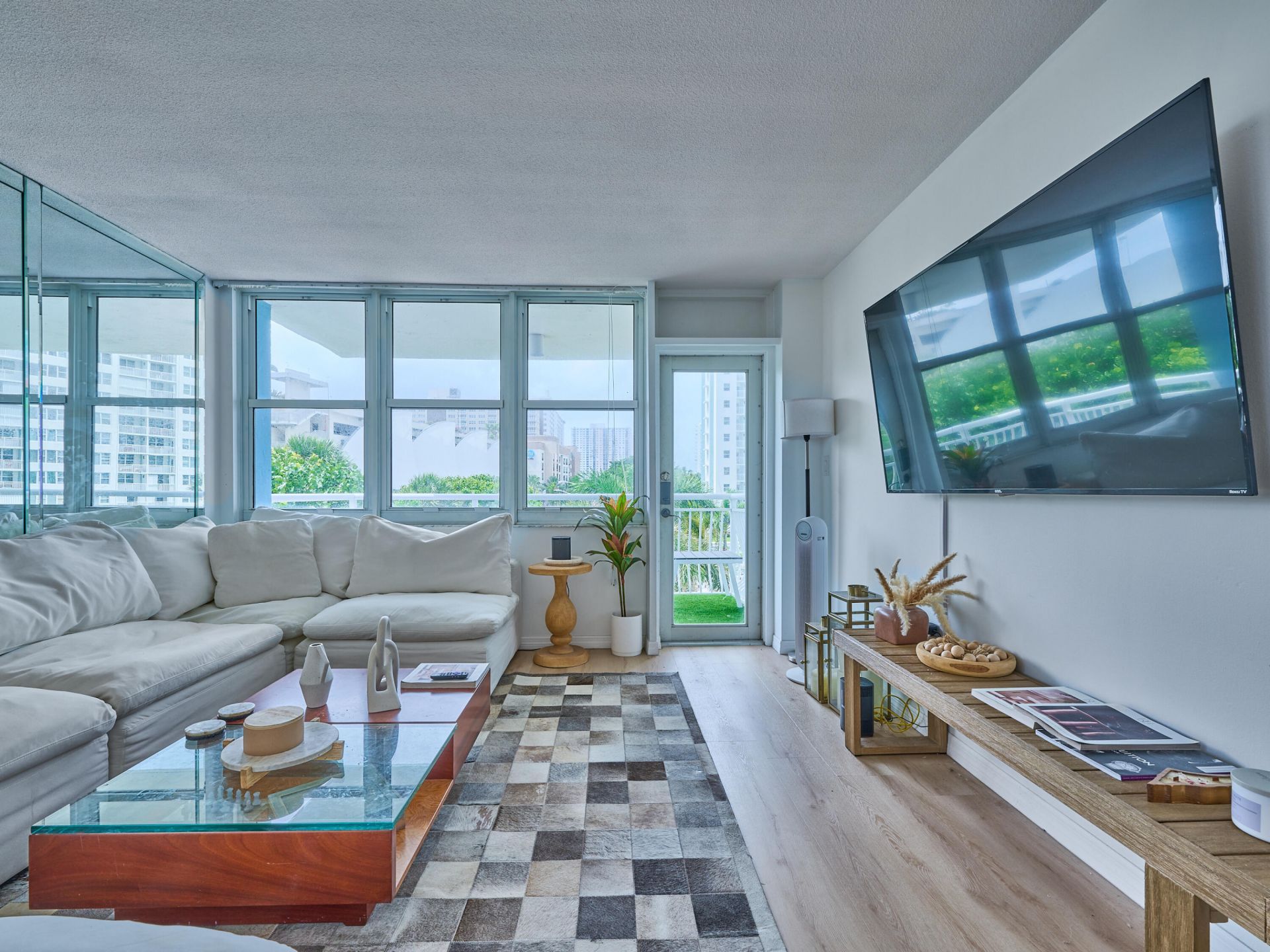 301 N Ocean Boulevard, Unit 306, Pompano Beach, FL 33062 Photo