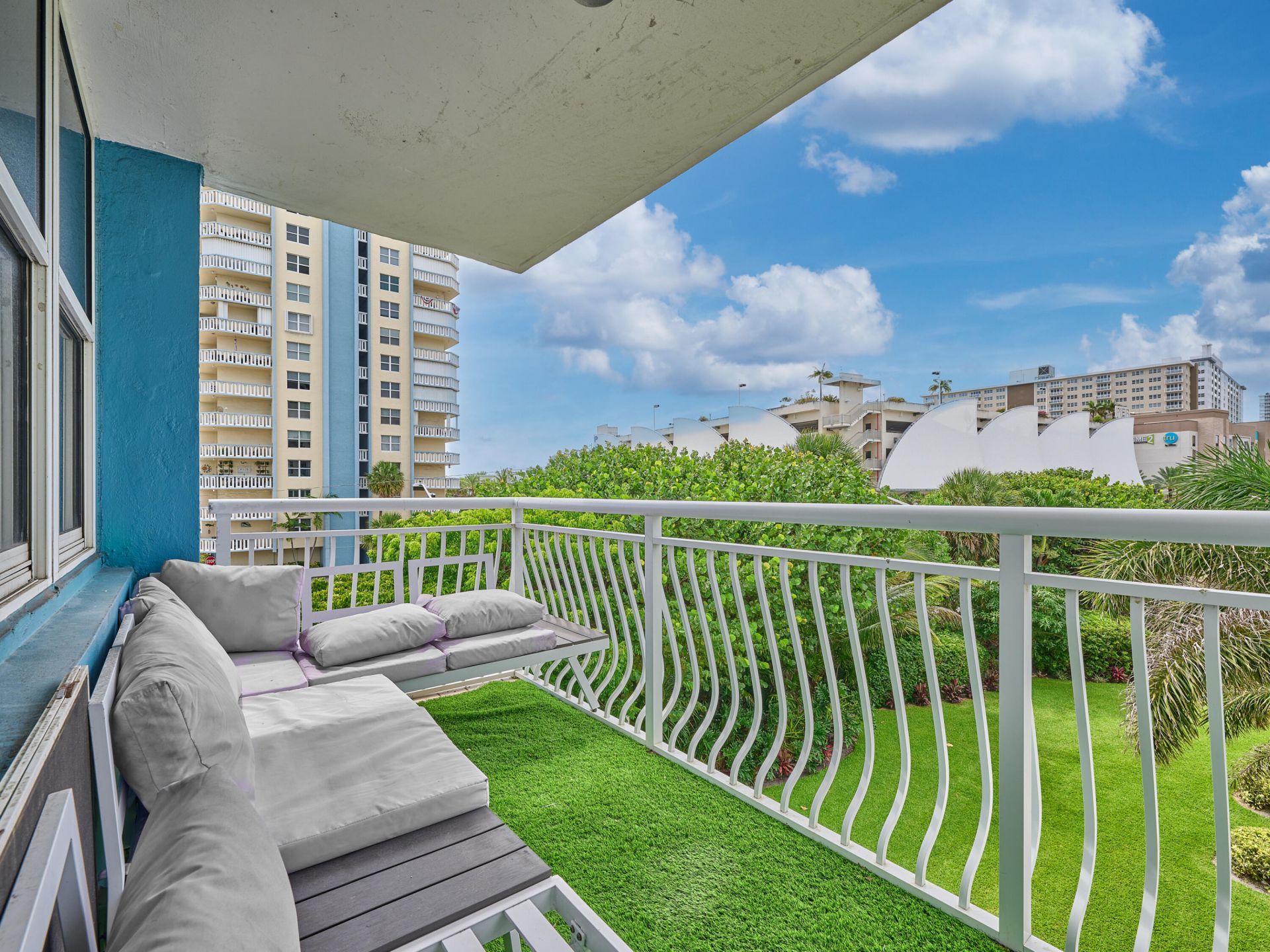 301 N Ocean Boulevard, Unit 306, Pompano Beach, FL 33062 Photo