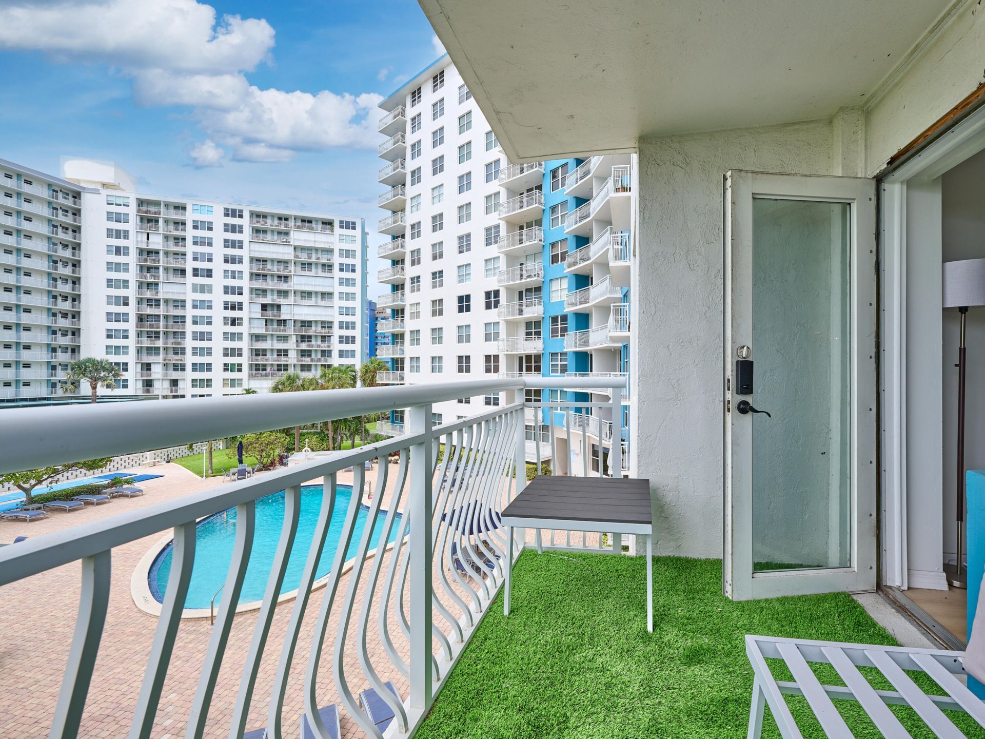 301 N Ocean Boulevard, Unit 306, Pompano Beach, FL 33062 Photo