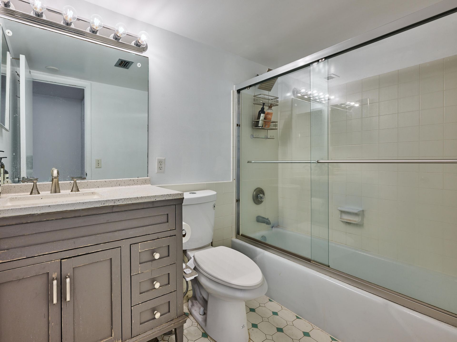 301 N Ocean Boulevard, Unit 306, Pompano Beach, FL 33062 Photo