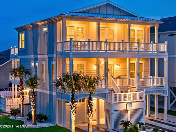 81 W 2nd Street , Ocean Isle Beach, NC 28469