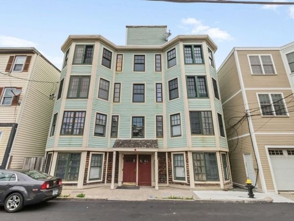 40 Baxter St, Unit 7, Boston, MA 02127