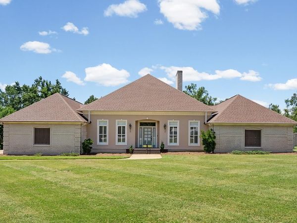 106 Cedar Hill Drive, Oxford, MS 38655