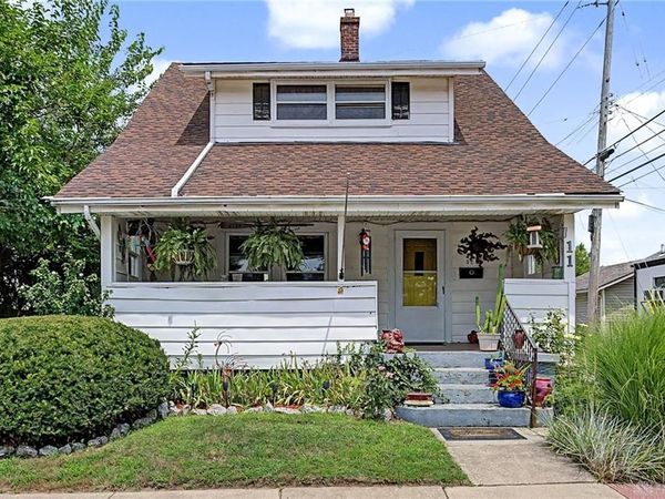 11 E Dayton Drive, Fairborn, OH 45324