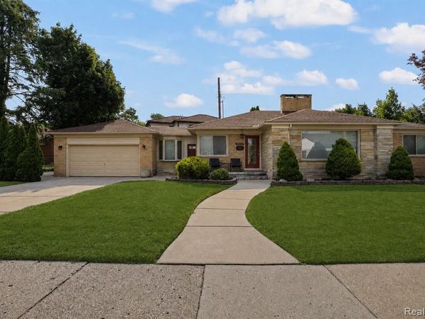 1900 Belmont Street, Dearborn, MI 48128