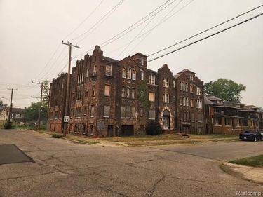 405 W Savannah Street , Detroit, MI 48203