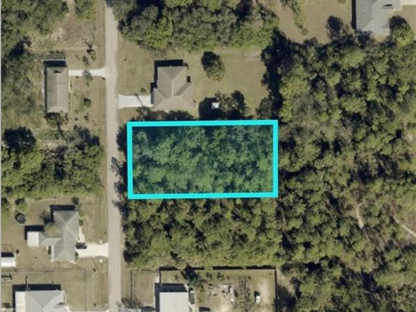 1306 Robert AVE , LEHIGH ACRES, FL 33972
